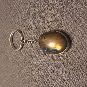 Large oval labradorite Keychain (1)